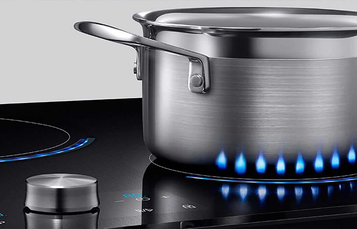 how many amps does an induction cooktop need?