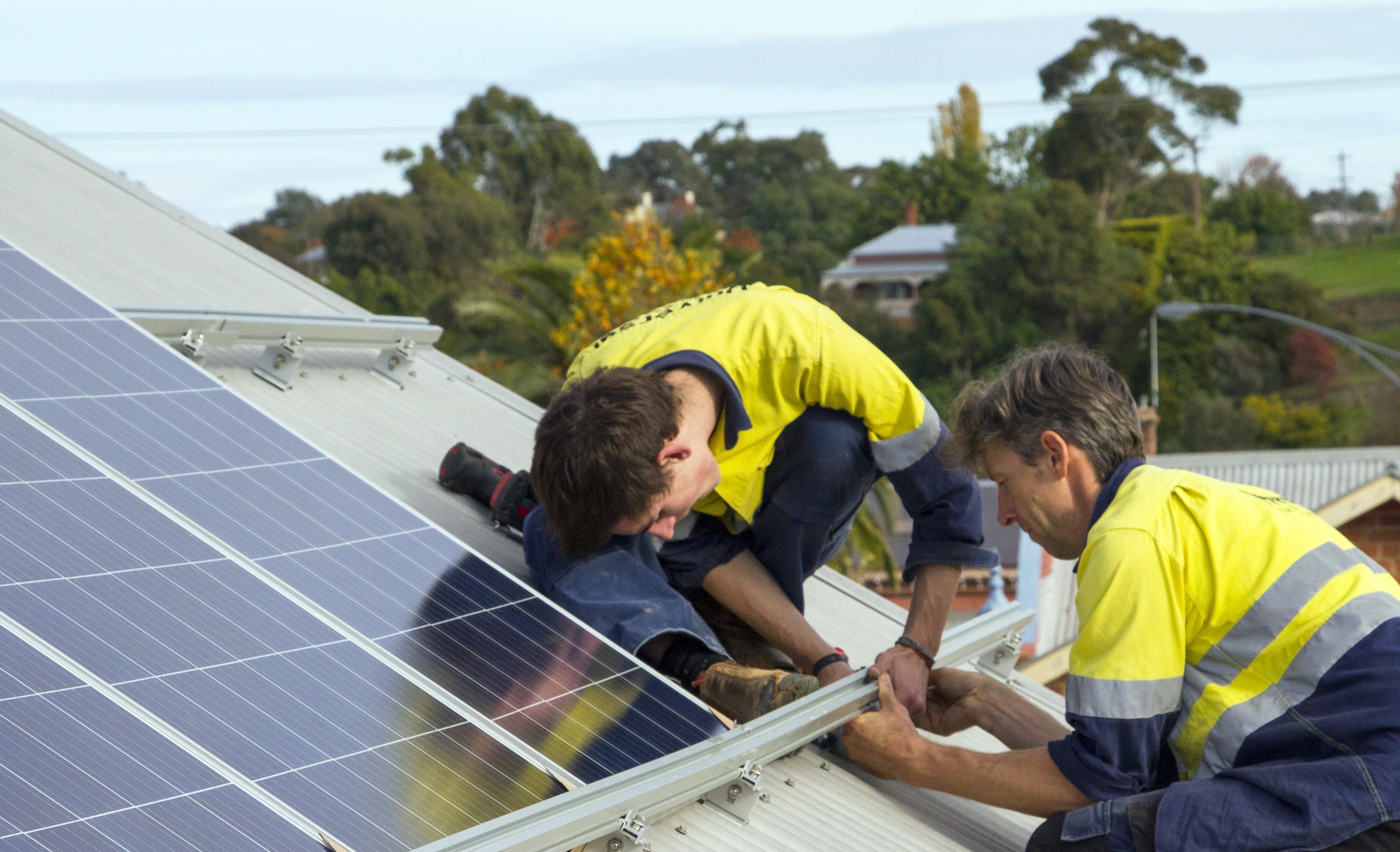 Low income energy efficiency program australia